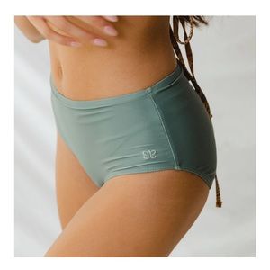 Albion fit midi bottom sea salt brand new xs teal blue green with tags